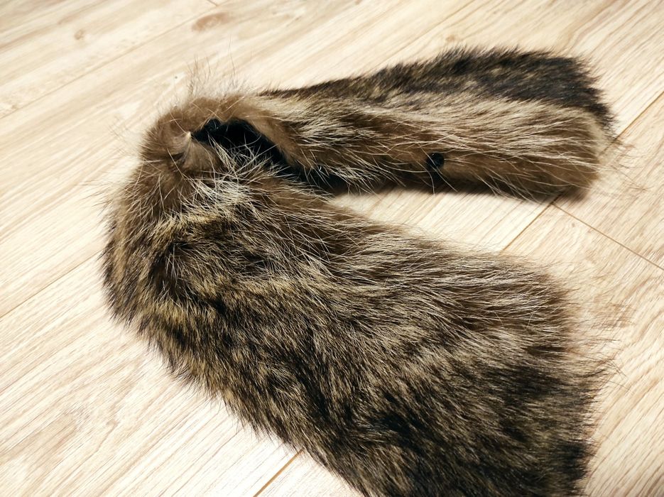 Хутро на куртку, комір, нутрія