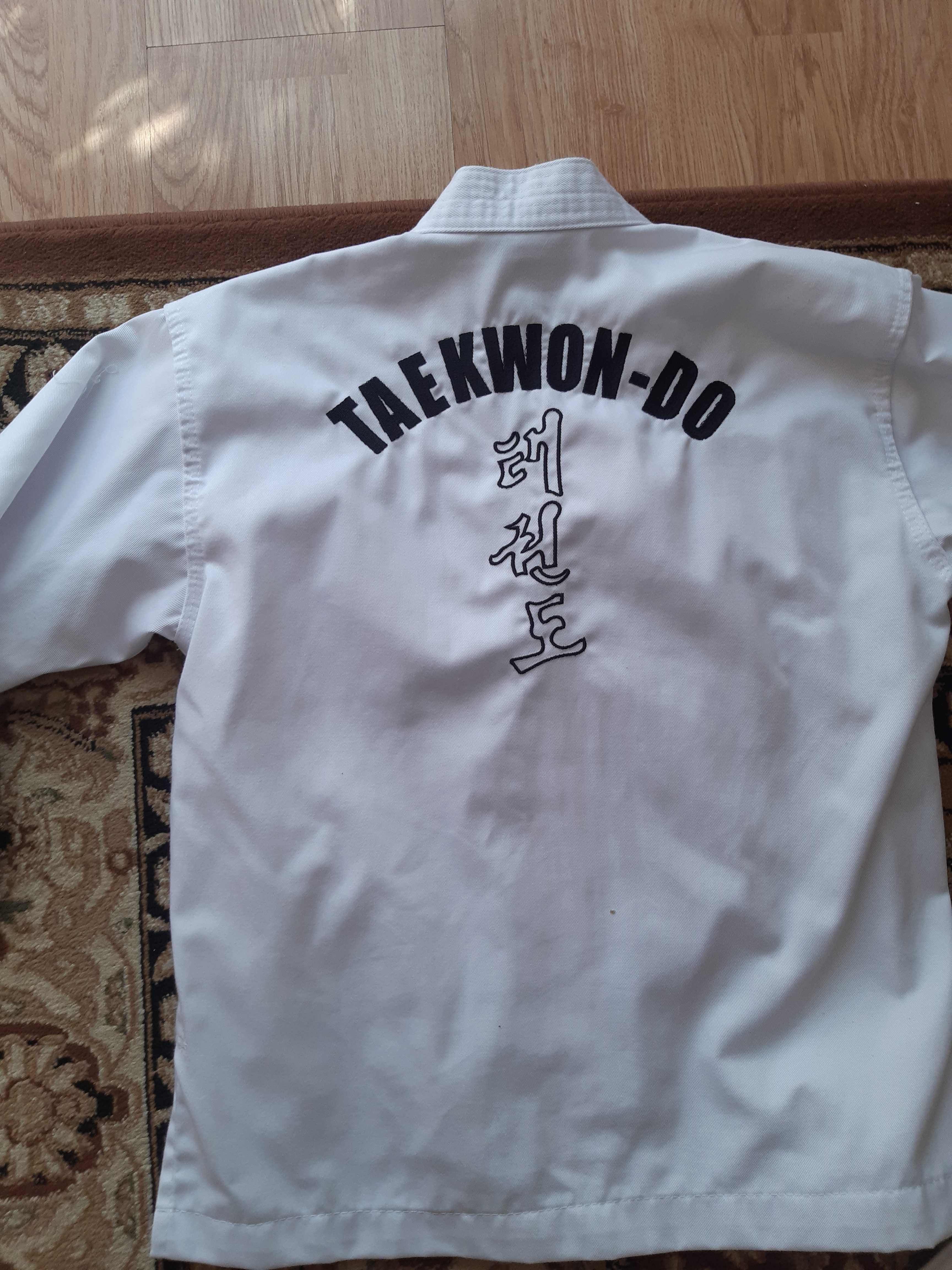 Sprzedam strój  do TAEKWON-DO