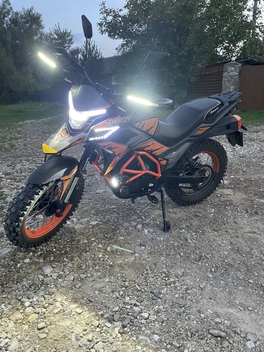 Spark 300-T1