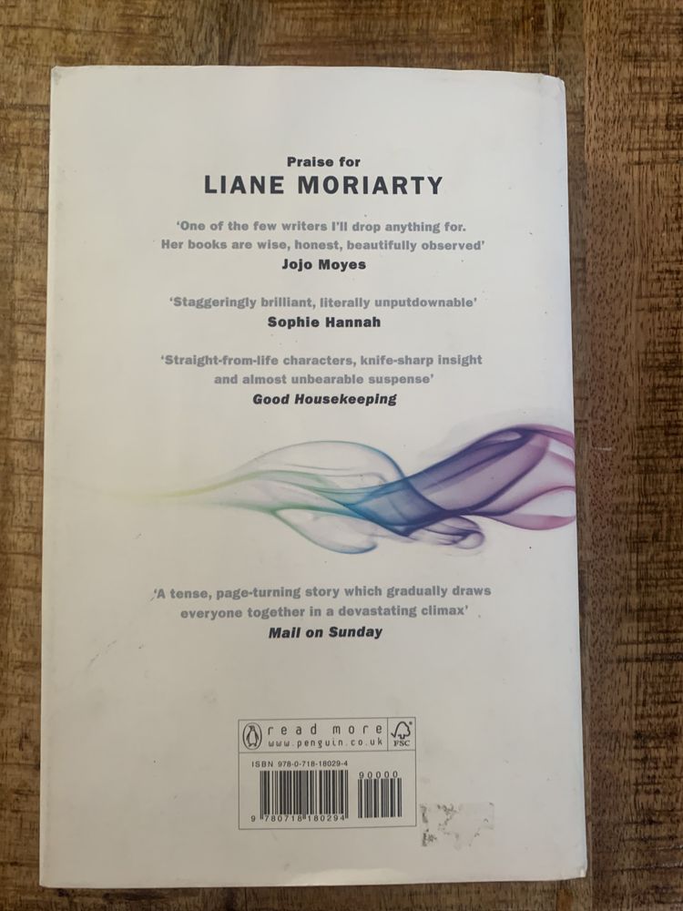 Nine perfect strangers Liane Moriarty