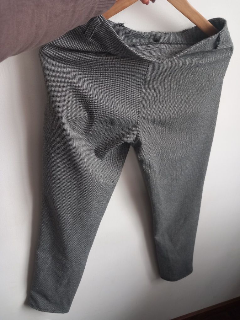 Klasyczne spodnie w pepitkę M