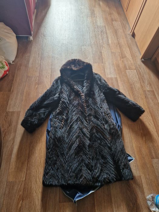 Продам шубу зимнюю