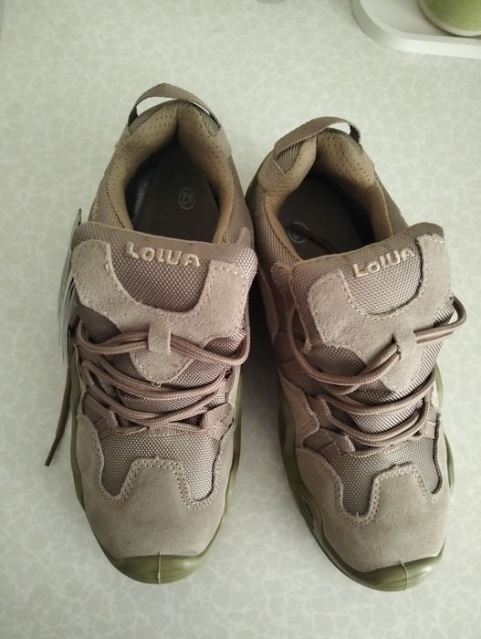 Тактичні кросівки  Lowa 42р
