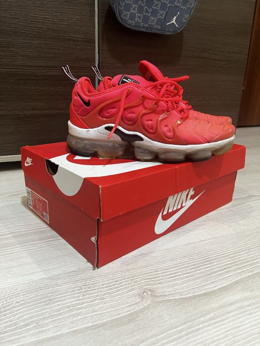 кроссовки nike air vapormax plus