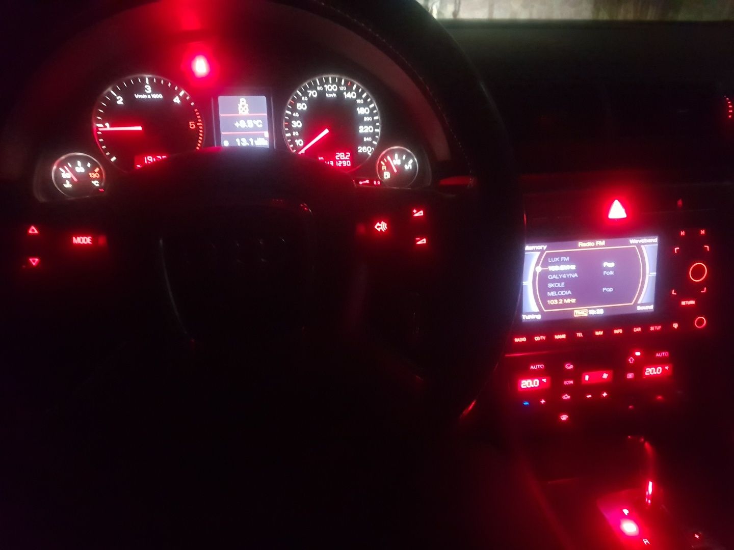 ауді а4б7 2006роеу