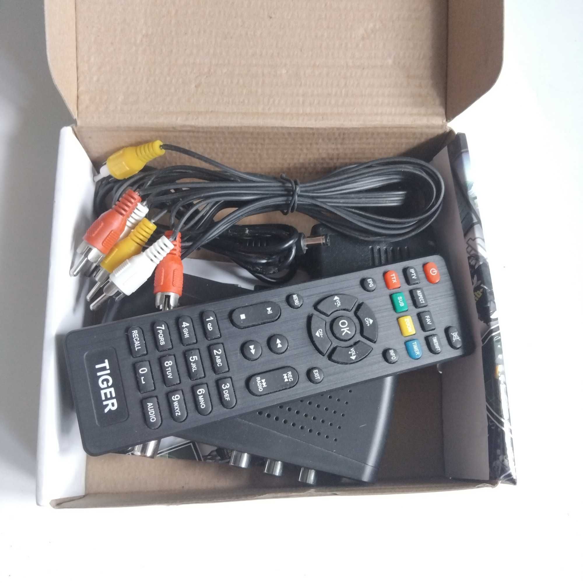 Приставка ТВ Tiger Т2  IPTV не включається
