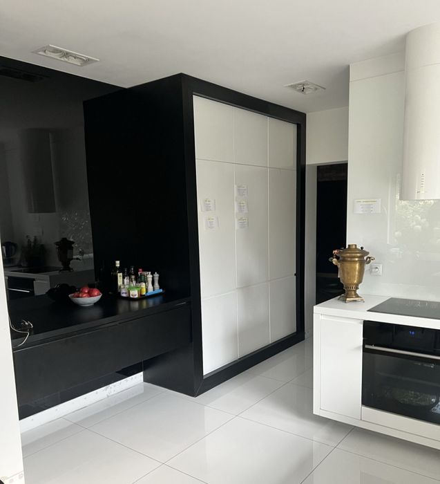 Meble kuchenne lakierowane piekarnik