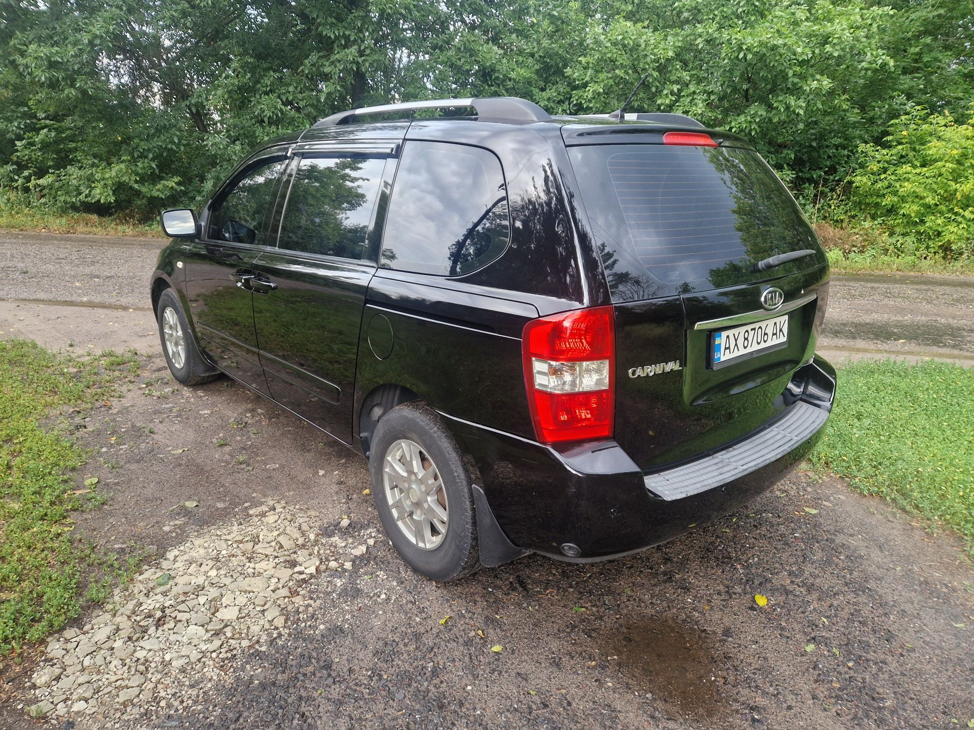 Продам кіа карнава