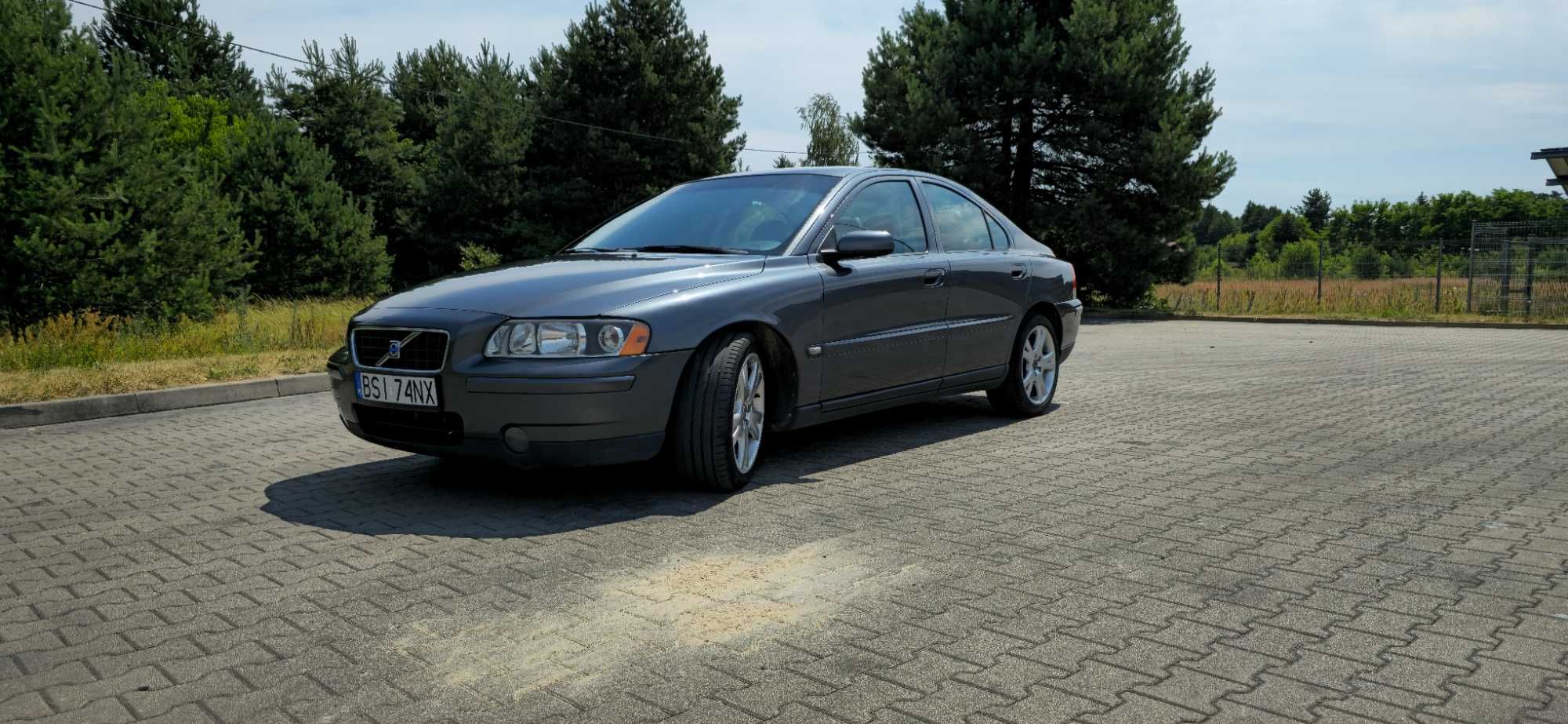 Volvo S60 2.4 140 KM