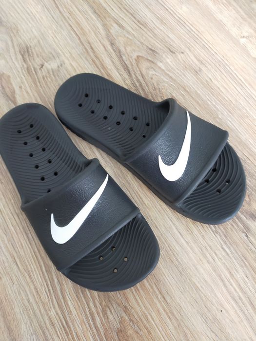 Klapki czarne Nike