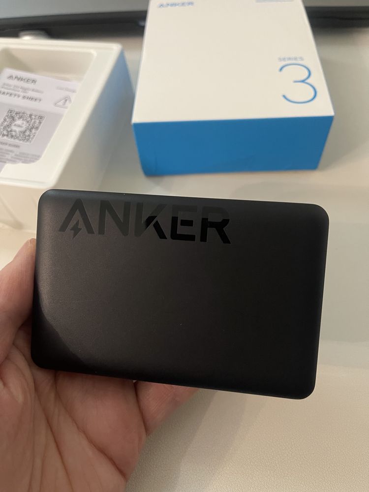 Магнітний Power Bank Anker 334 Black.