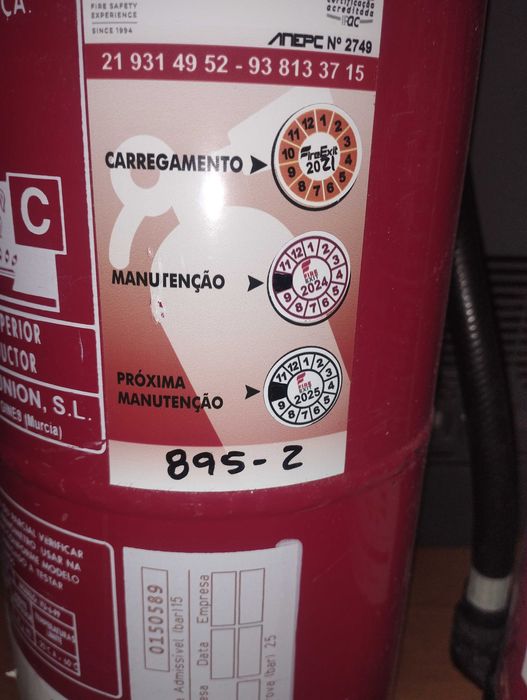 Extintores de pó ABC