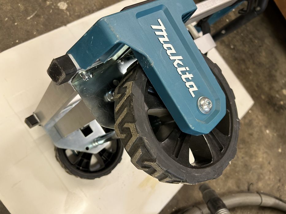 MAKITA  wózek transportowy solidny