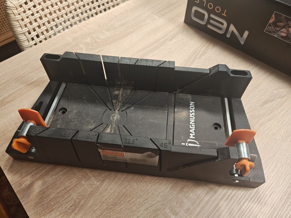 Skrzynka uciosowa Magnusson