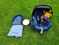 Nosidełko Maxi Cosi CabrioFix plus gadżety