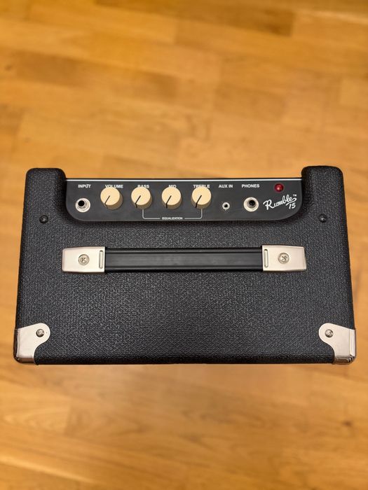 Wzmacniacz Combo Fender Rumble 15