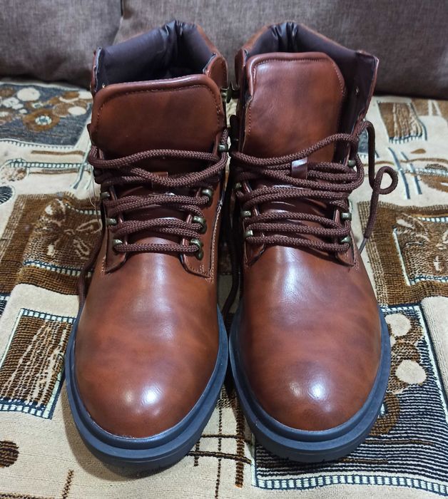 Нові чоловічі коричневі черевики Primark 42 розміру устілка 26,5 см