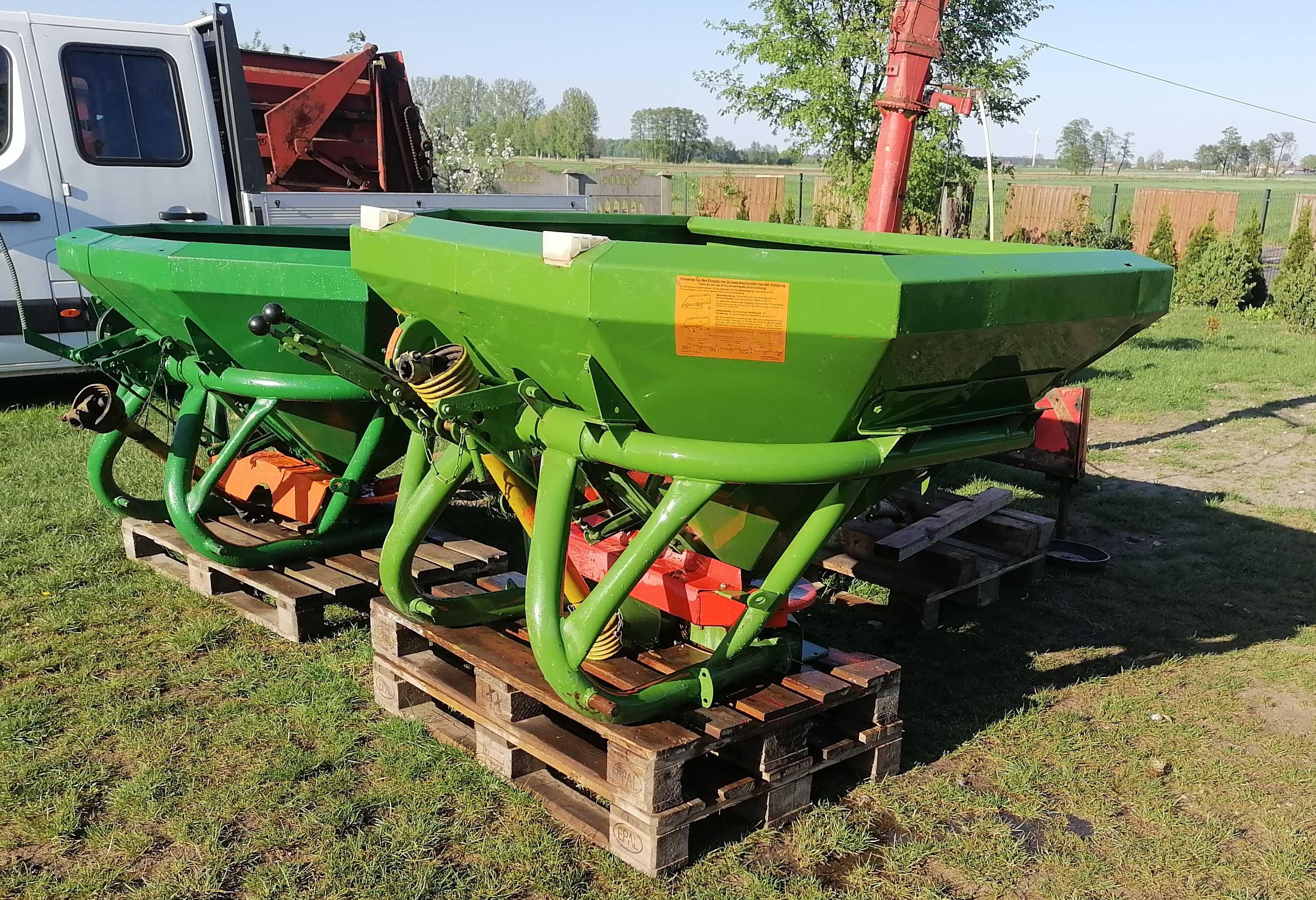 Rozsiewacz nawozu Amazone ZA-F 804 R