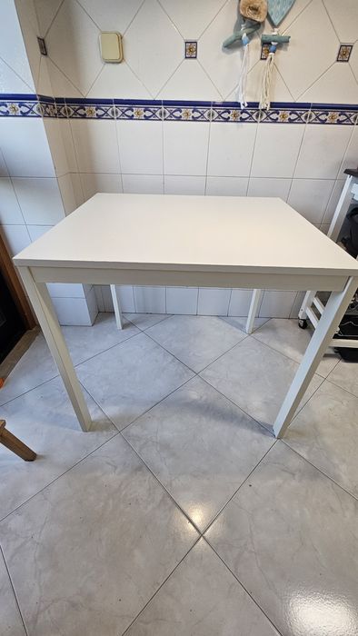 Mesa branca extensivel Vangsta ikea