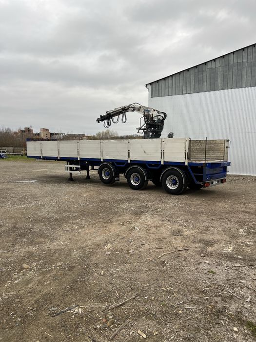 Напівпричіп Pacton з краном Kennis 16.000