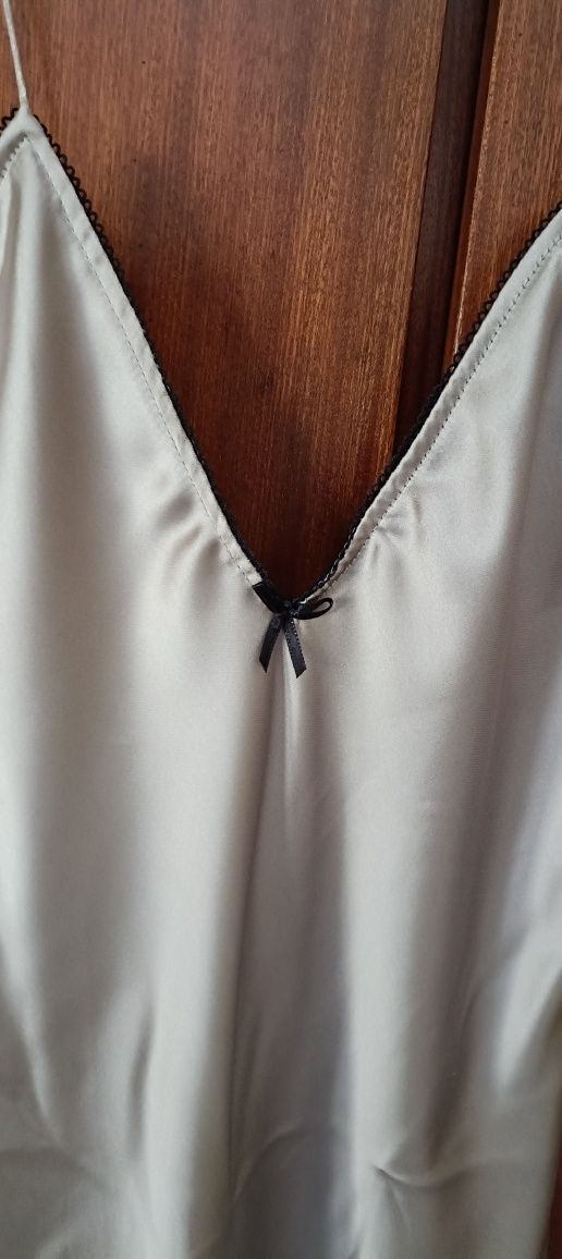 Vestido Zara novo