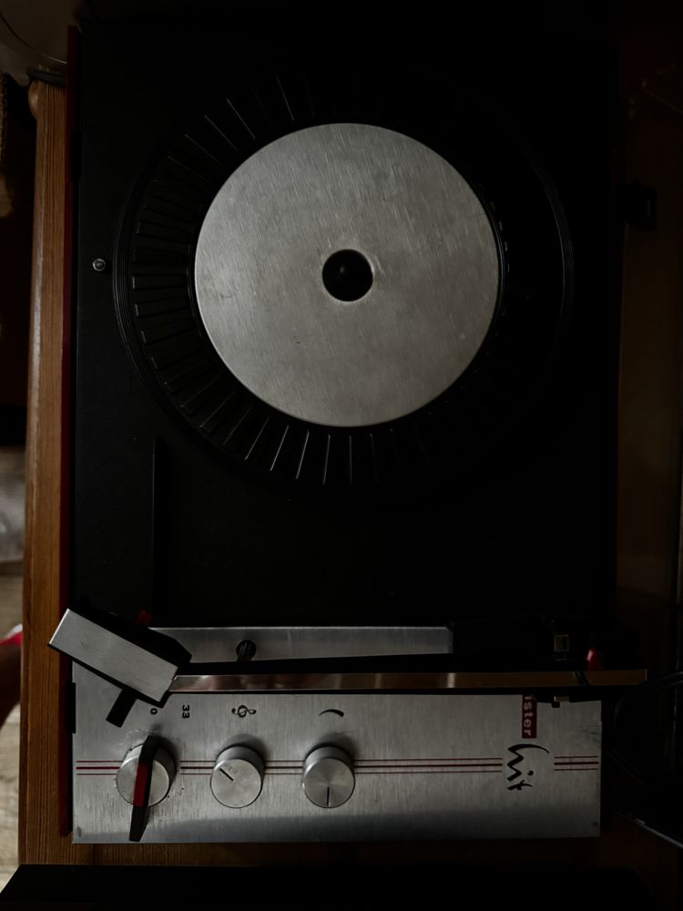 Adapter , gramofon Unitrs
