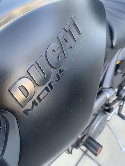 Ducati Monster 1100 EVO ABS (2012) Preto (link c/ video)