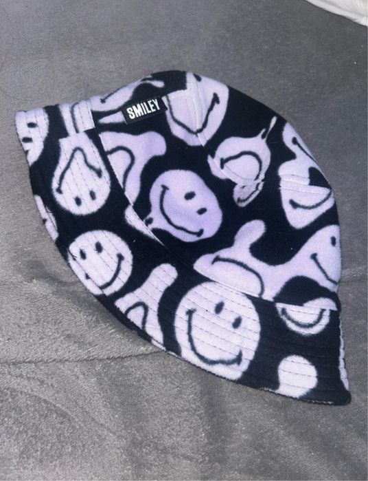 Bucket hat fioletowo czarny