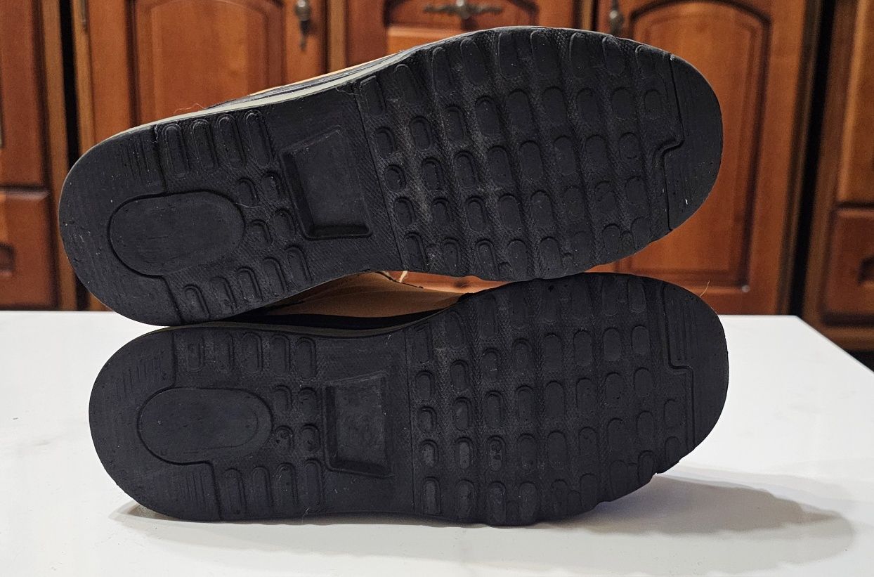 Buty trekkingowe Reserved w rozm 35