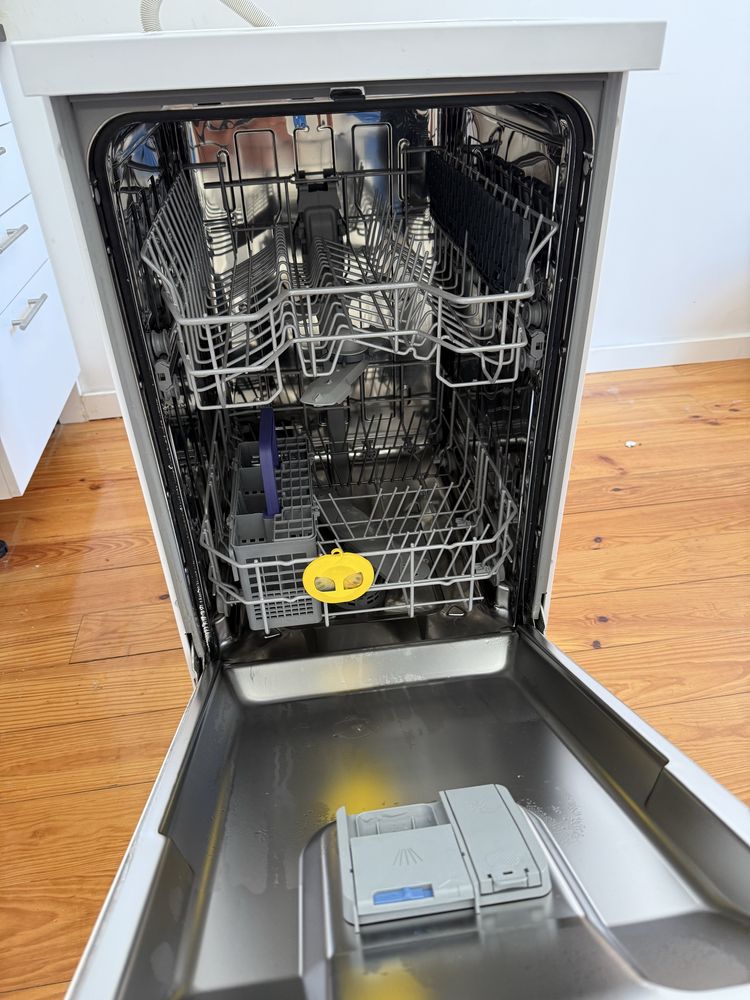 Maquina lavar loiça Beko 45cm