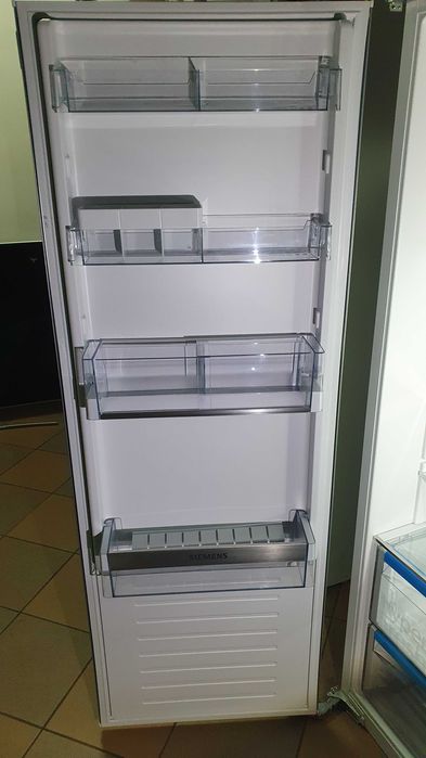 Lodówka do zabudowy  Siemens IQ500 KI72LADE0  (2025R) 158cm