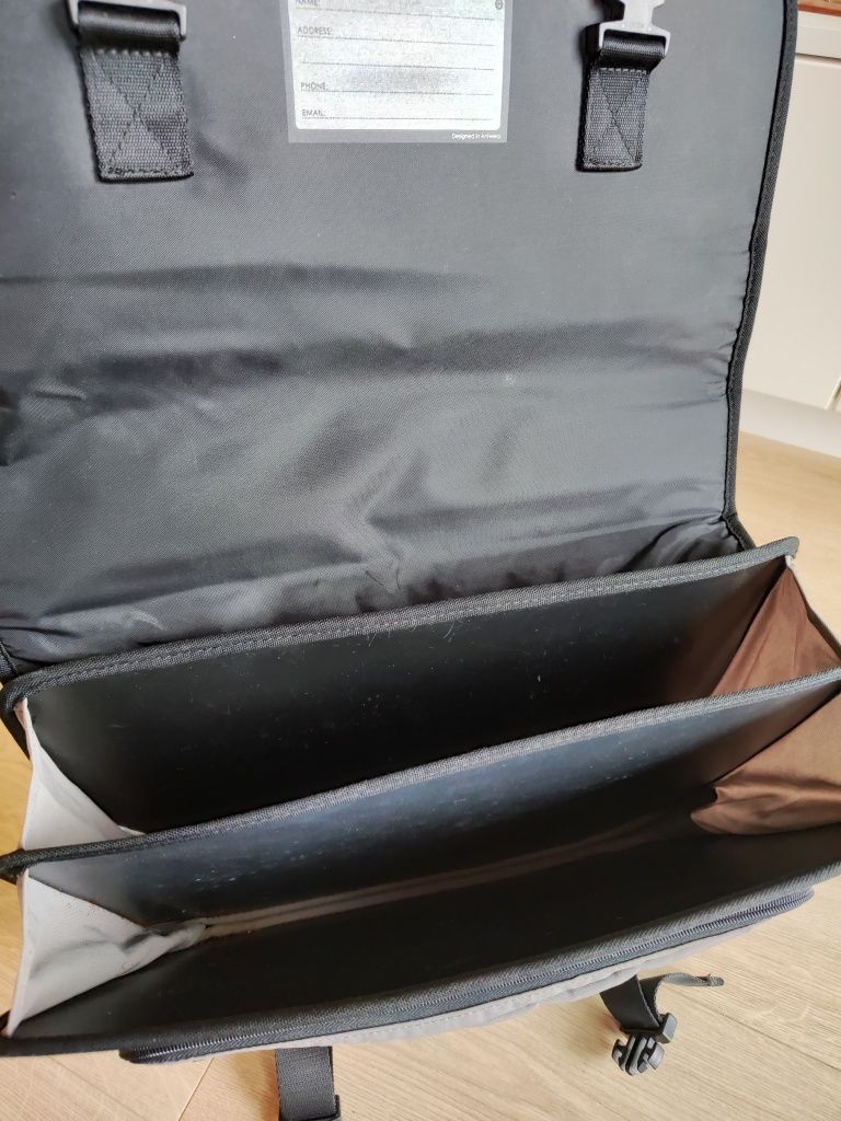 Plecak retro vintage  Hedgren z pokrowcem wodoodpornym pojemny