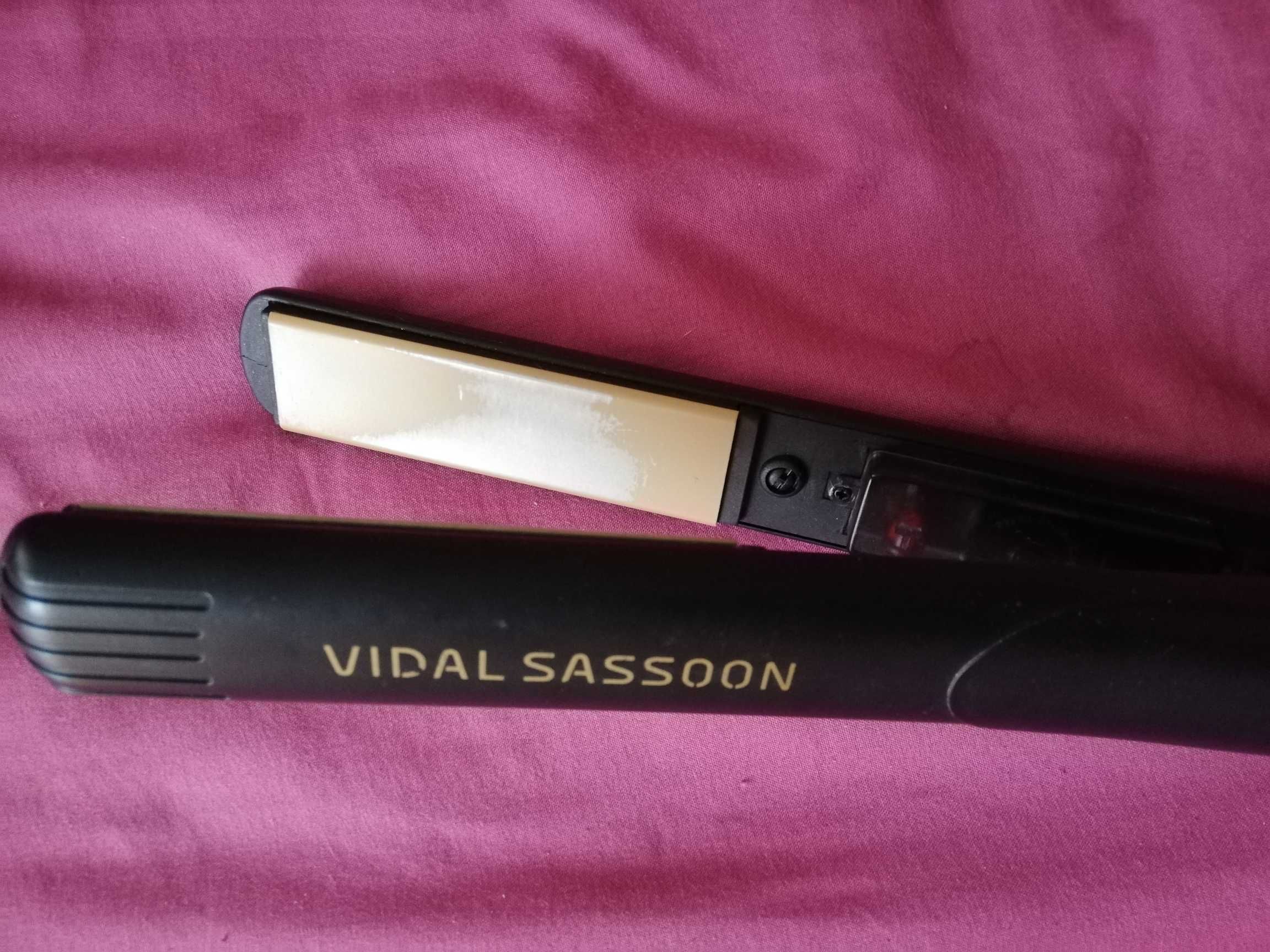 Prostownica Vidal Sassoon sprawna na części