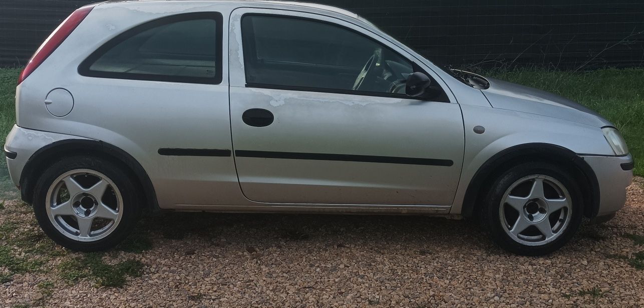 Opel Corsa 1.3 CDTI com 76.000kms reais
