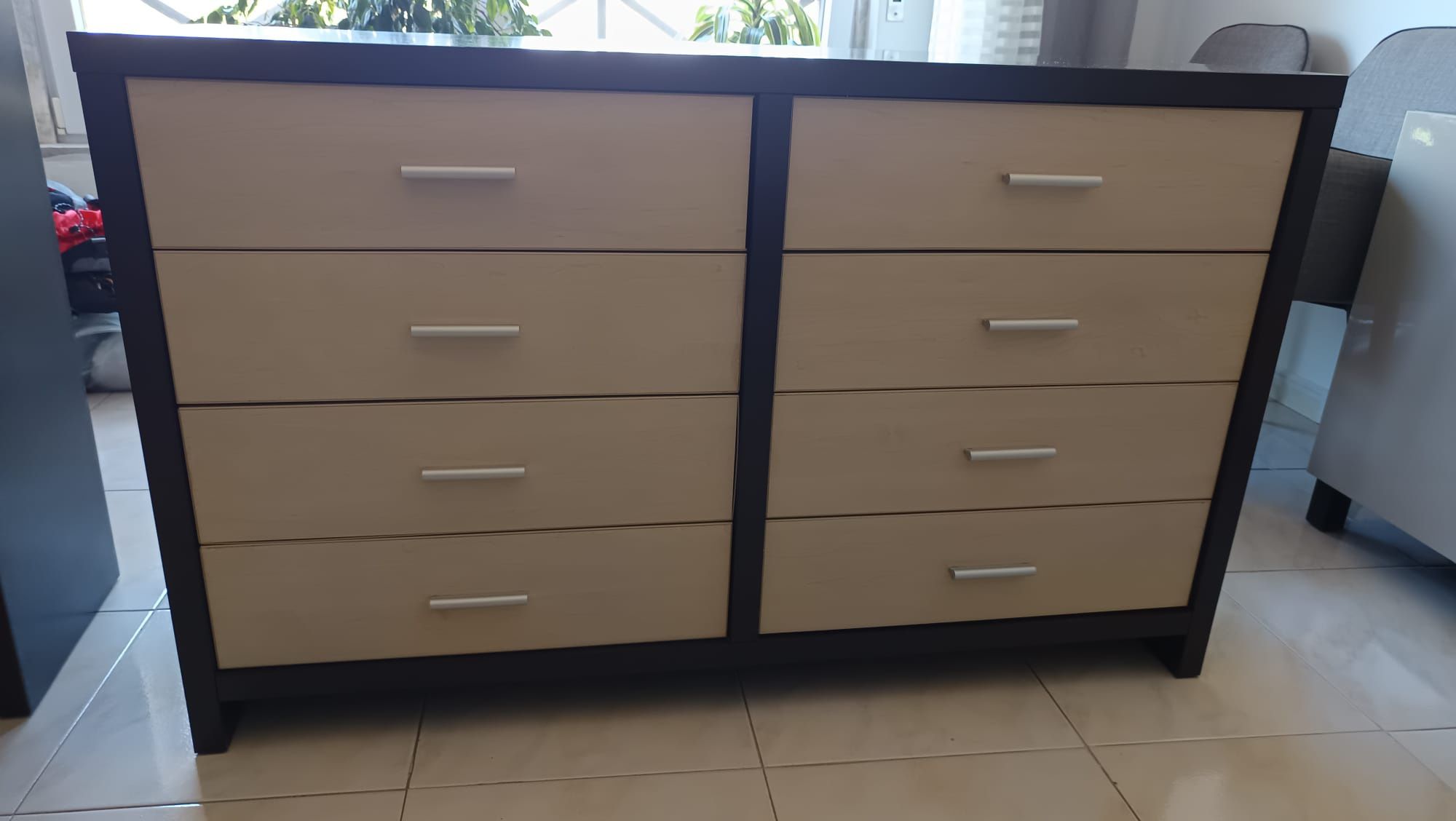 Mobiliário de Quarto de Casal – Bom Estado | Preço Negociável