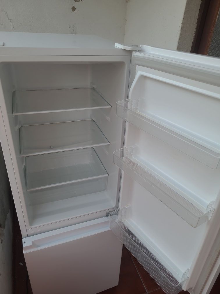 Frigorífico combinado Kunfut