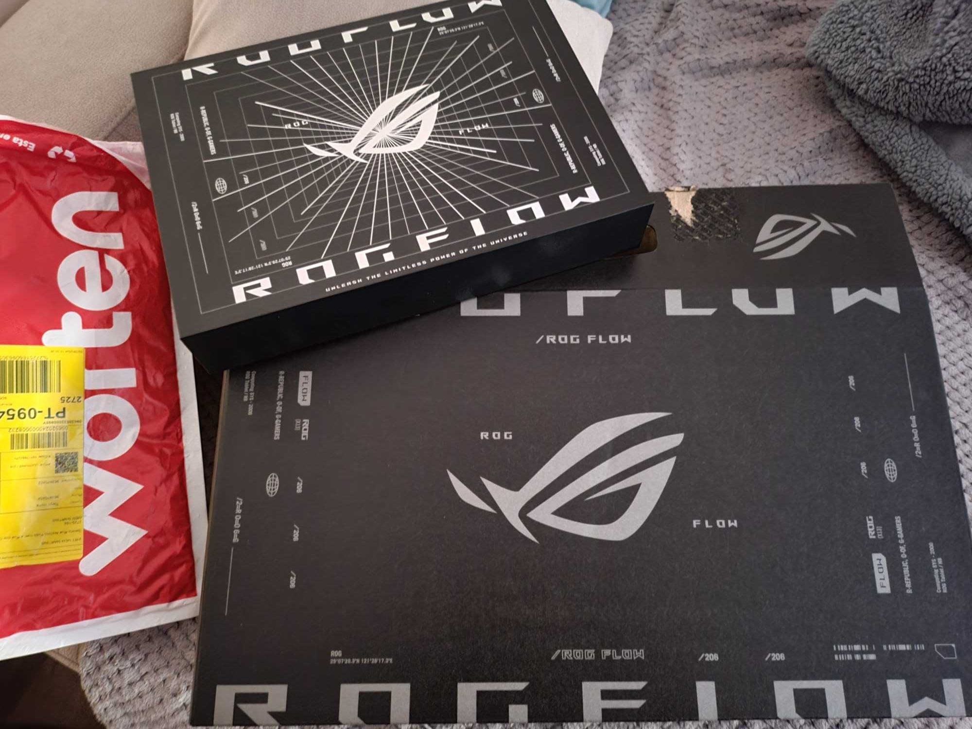 Portátil Gaming ASUS Ryzen 9 7940HS / RTX 4050 / 16GB/ 13,4'' / Tablet