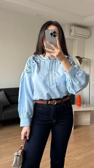 Жіночі вишиті сорочки, вишиванки.