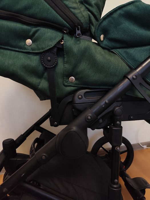 Мега зручна дитяча коляска Adamex porto light 2 в 1