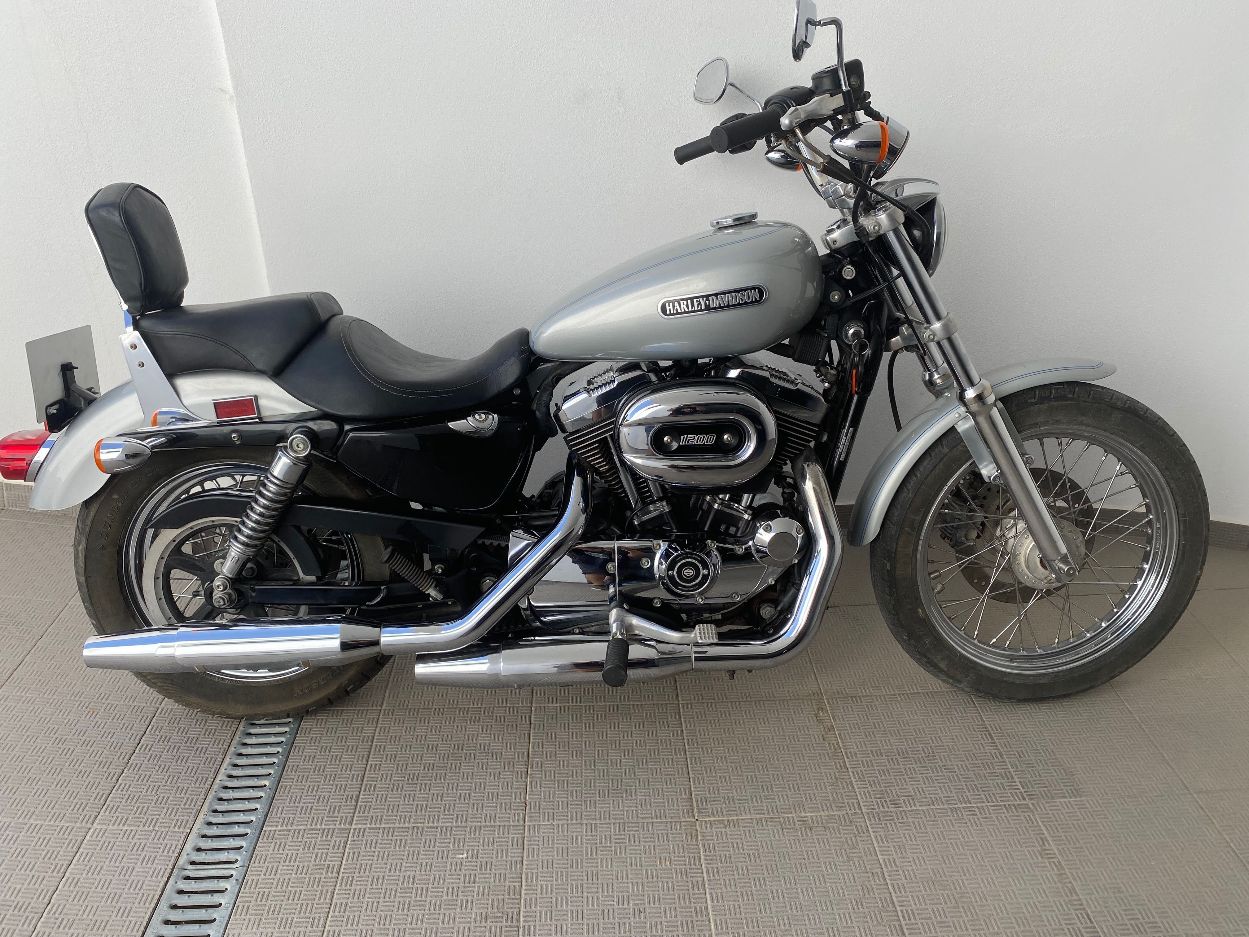 Harley Davidson Sportster XL 1200 Low (3600 kms)