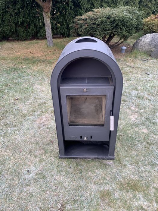 Piec wolno stojący -koza model FIREPLACE 6 kw