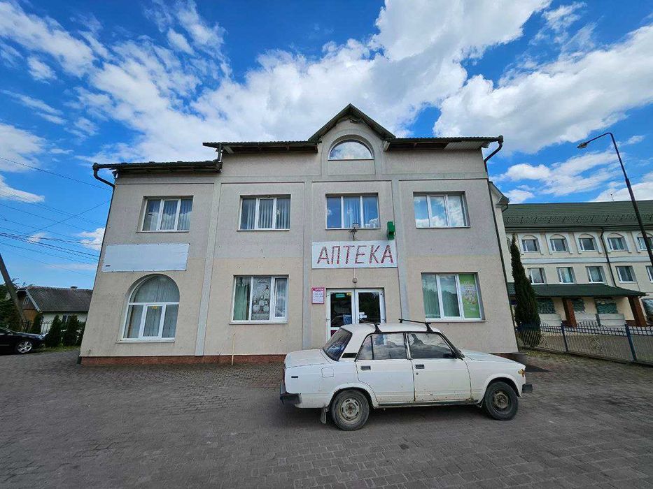 Продаж окремо стоячої комерційної споруди 187м2+4,17 сотки.