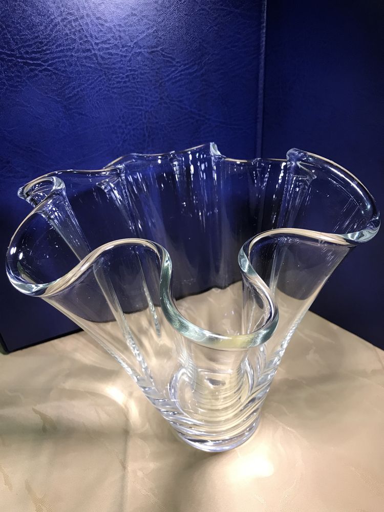Piękny wazon szkło artystyczne wyjątkowy design