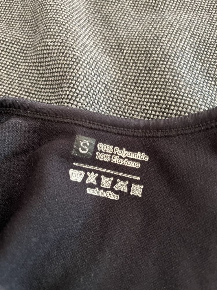 Komplet na silownie czarny legginsy