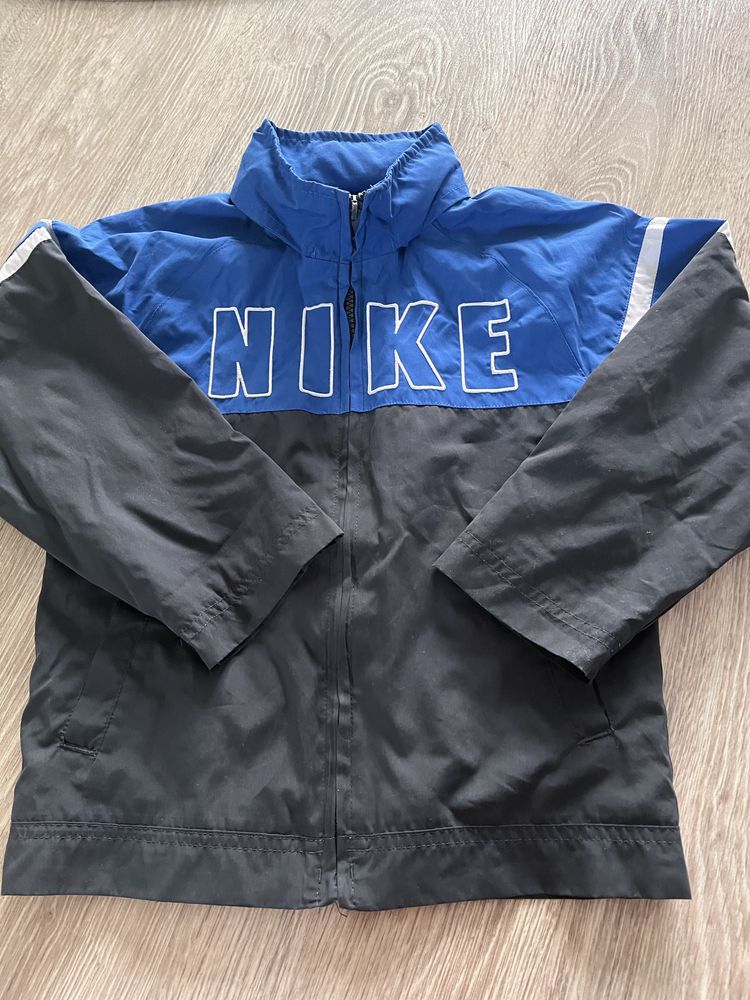 Kurtka nike, 110