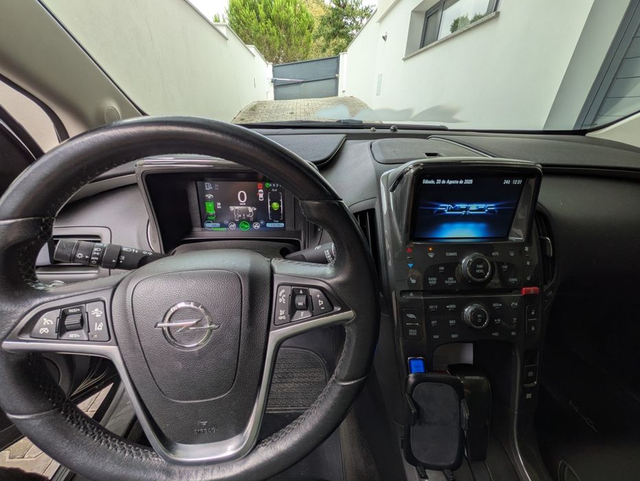 Opel Ampera Híbrido Plug In de 2013