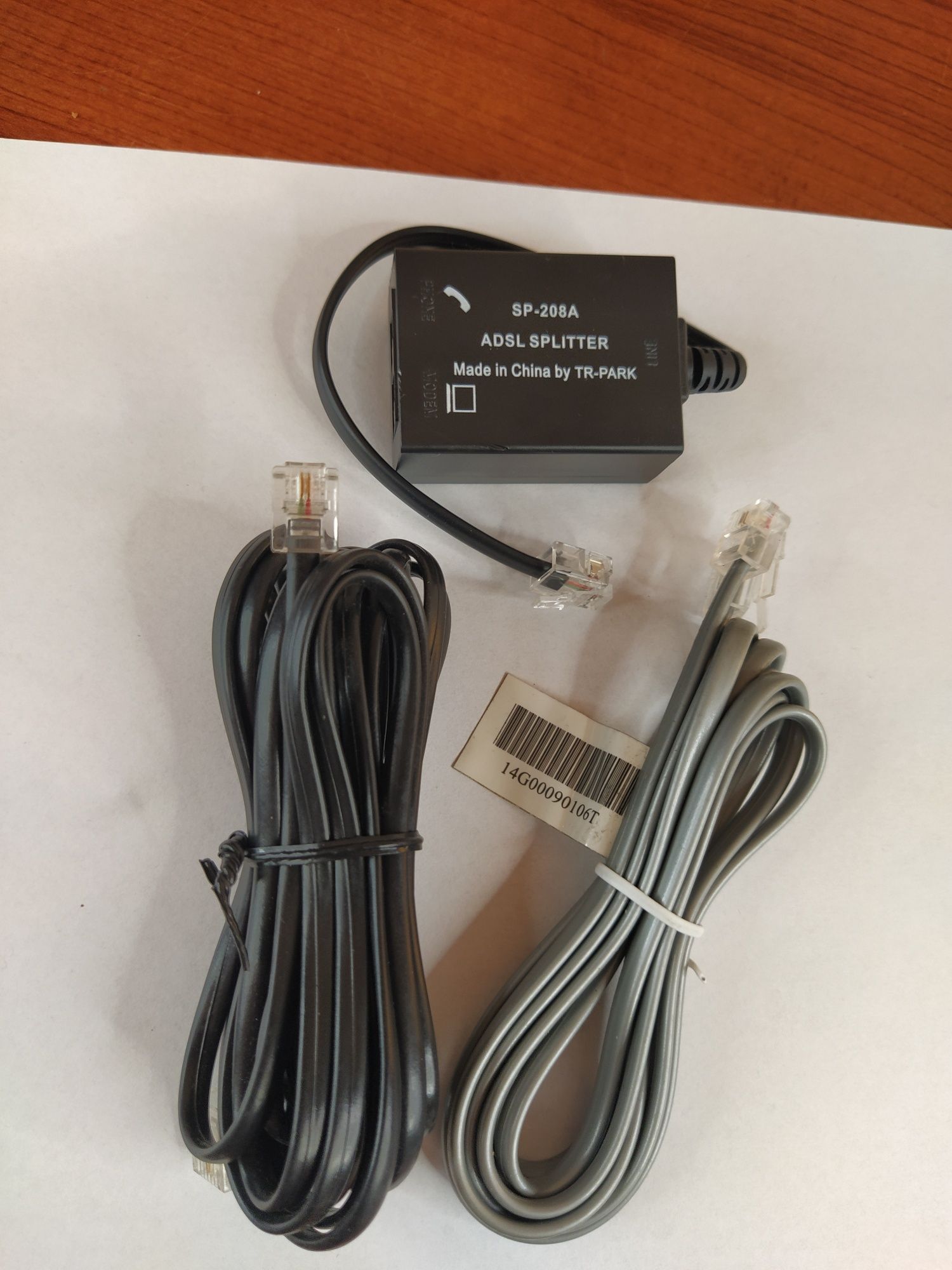 Rozdzielacz ADSL SPLITTER SP-208A plus 2 przewody telefoniczne nowe