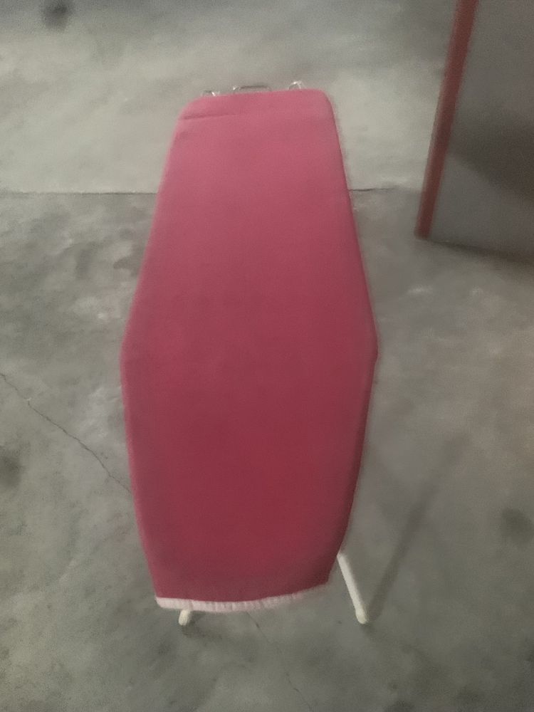 Tábua para engomar/passar roupas