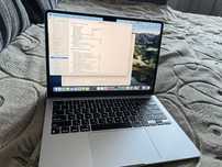 Продам macbook air 13 m3
