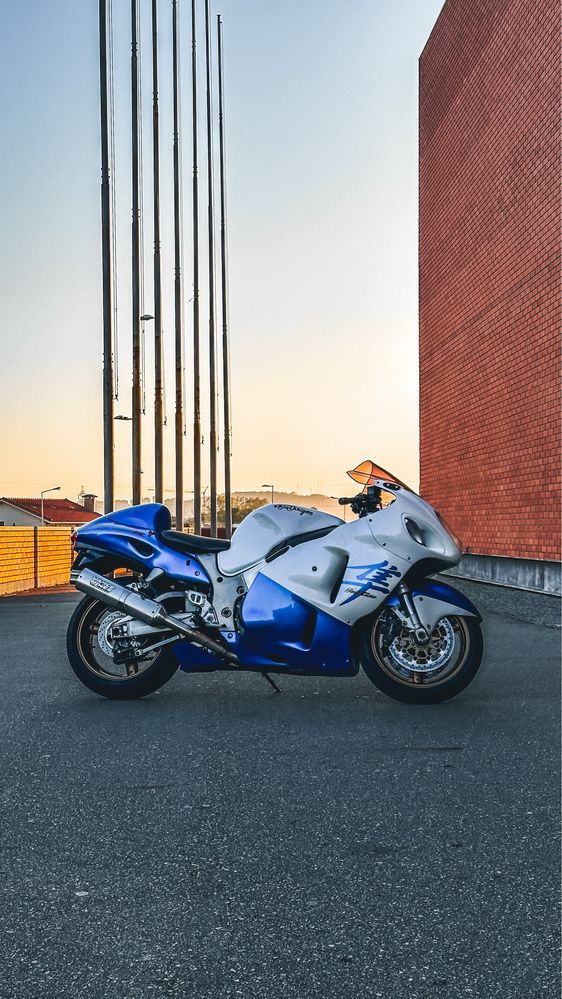 Suzuki GSX1300R Hayabusa 1Gen